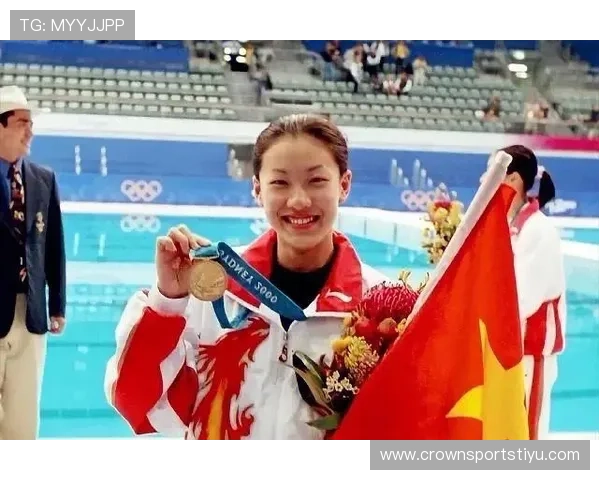 伏明霞跳水拿金牌那会儿，家里还在为她省训练费吃咸菜