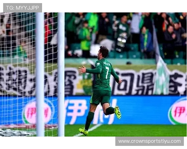 国安新帅接手却战术飘忽，京媒吐槽管理混乱，球迷担忧球队争冠已滑坡！