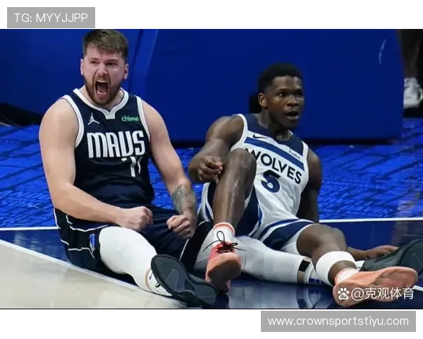 安东尼·爱德华兹突破拉开与队友差距 提升球队关键时刻得分效率