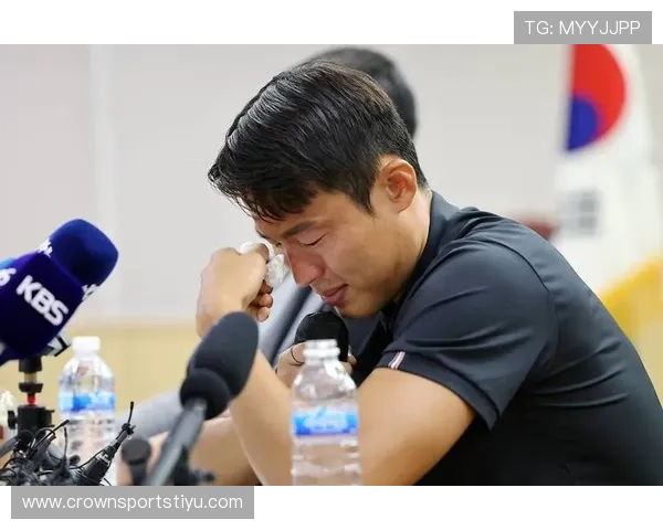 孙准浩在韩国喝个咖啡都要掐表计时？