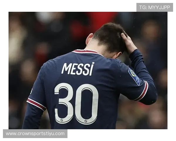 巴萨重建走向转型期，传统元素回归背后体现深层次调整，阶段性表现引关注